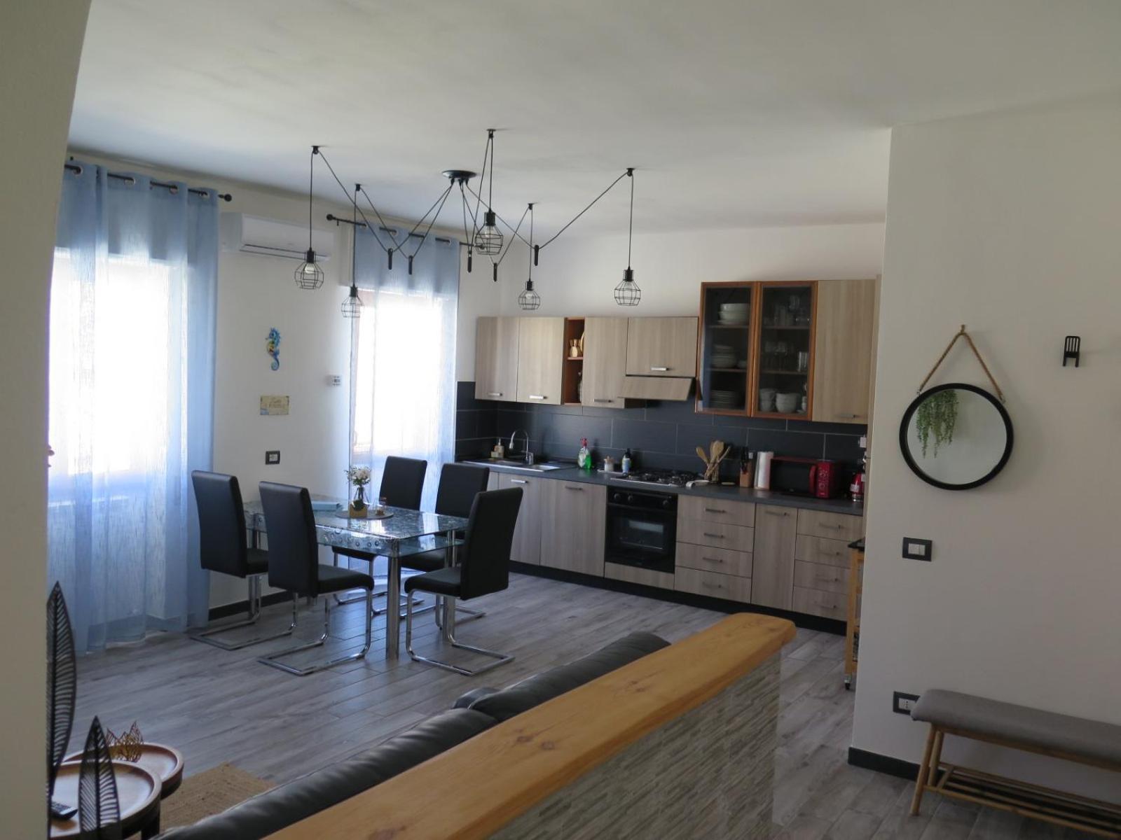 Appartamento Estrella A Due Passi Dalla Spiaggia Alghero Luaran gambar